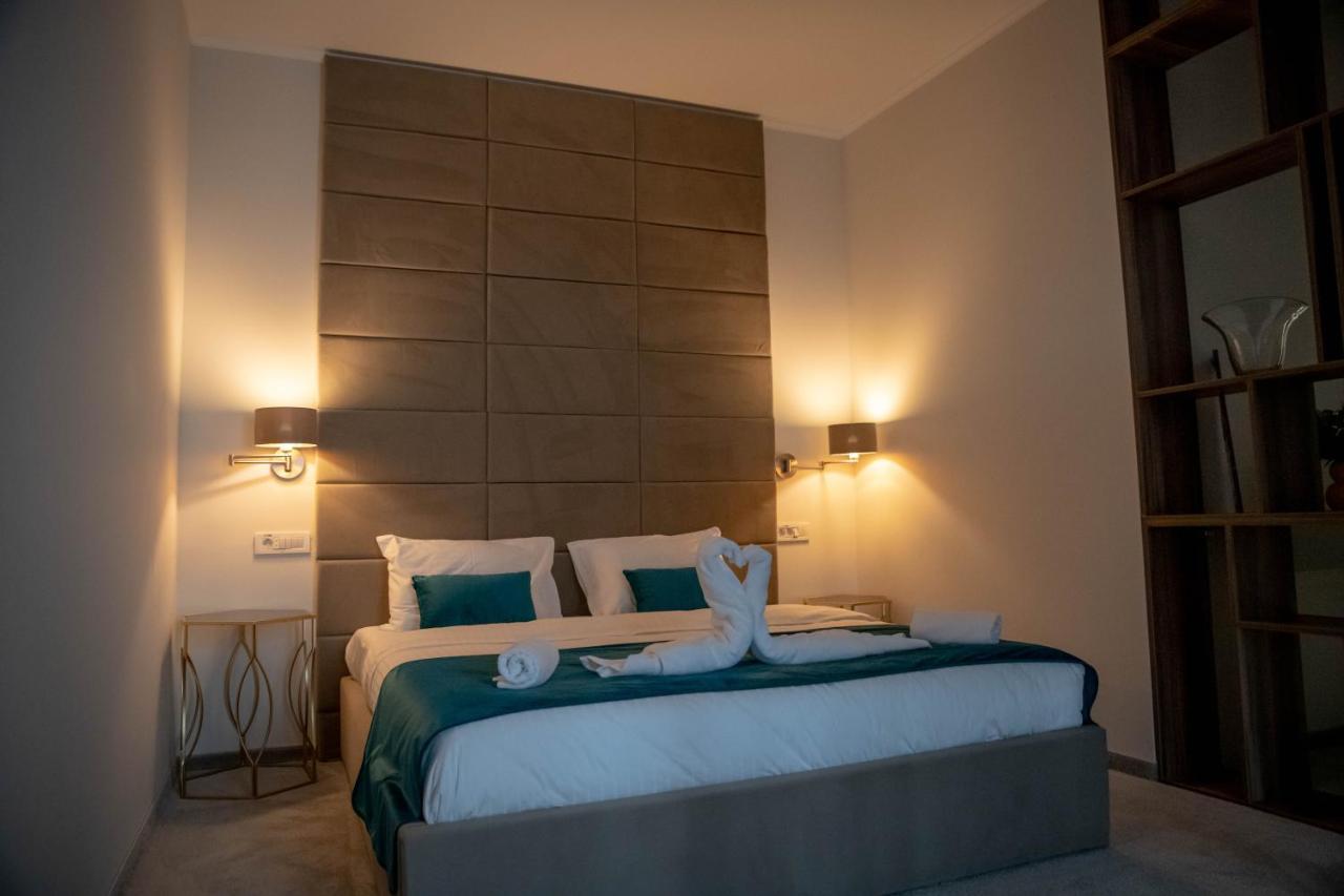 Unique Garden Hotel Braila Luaran gambar