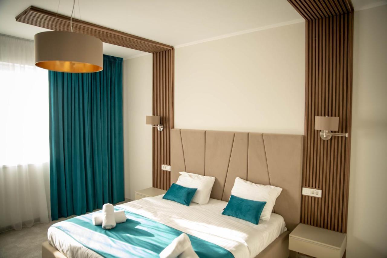 Unique Garden Hotel Braila Luaran gambar